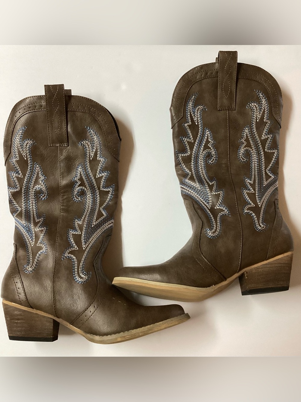 HISEA Rollda Cowboy Boots for Women/ size: 7/ color: brown